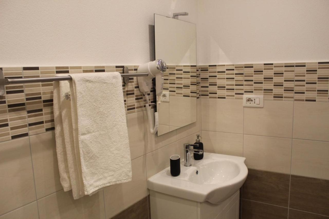 U Baruni B&B Messina Kültér fotó