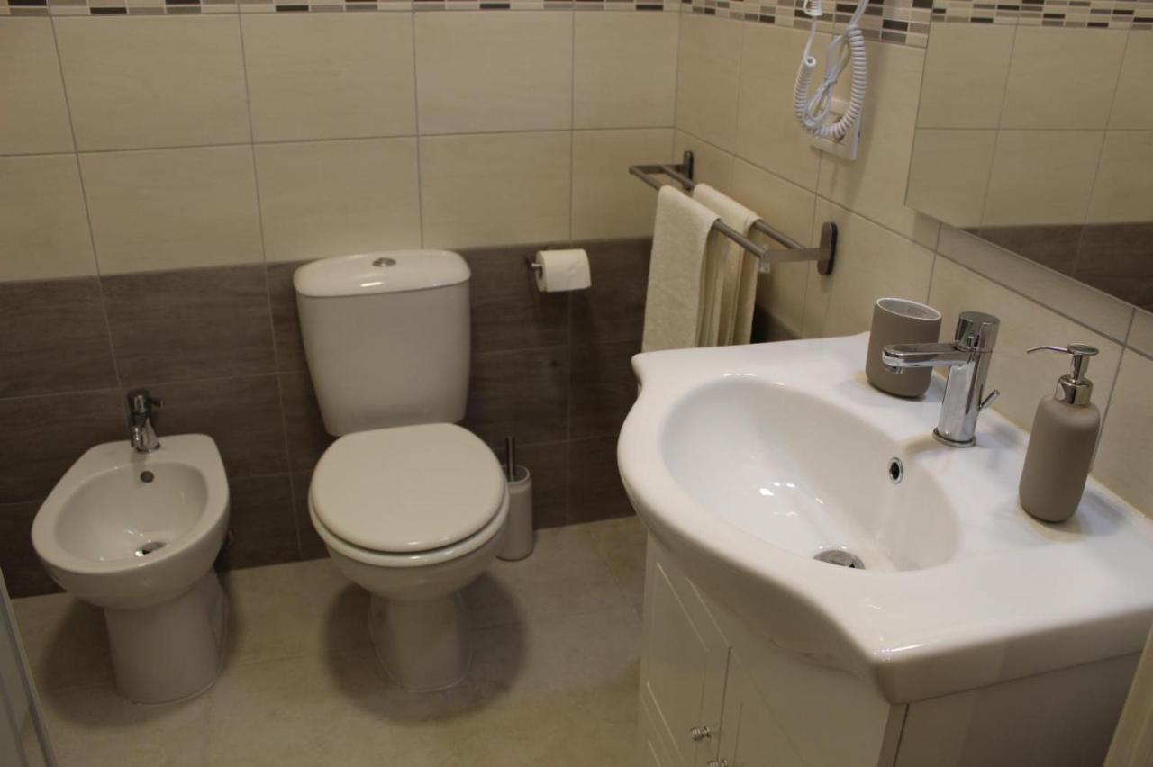 U Baruni B&B Messina Kültér fotó